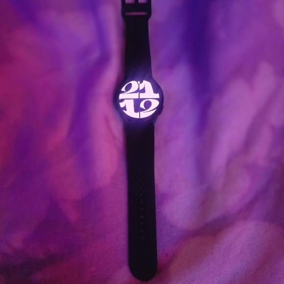 Samsung Black Wearables - Picture 2 of 2